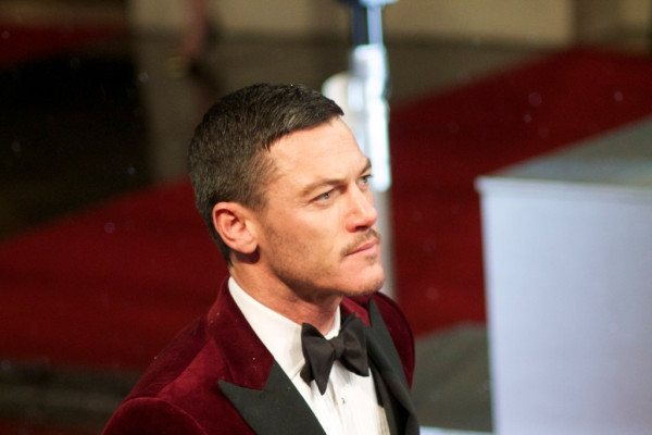Luke Evans pic #743036