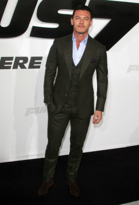 Luke Evans pic #768041