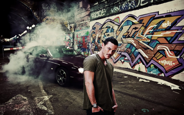 Luke Evans pic #749342