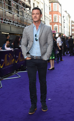 Luke Evans pic #876009
