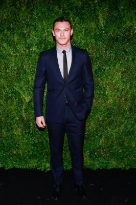 photo 28 in Luke Evans gallery [id899563] 2016-12-26 00:00:00