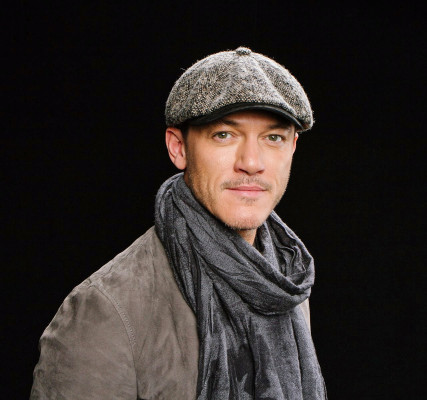 Luke Evans pic #913483