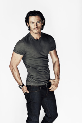 Luke Evans pic #785314