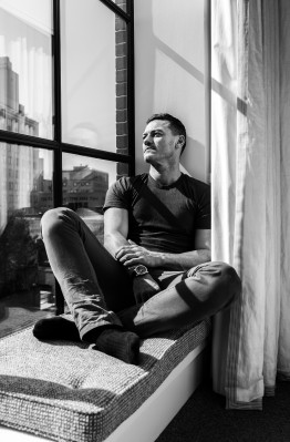 photo 25 in Luke Evans gallery [id876017] 2016-09-10 00:00:00