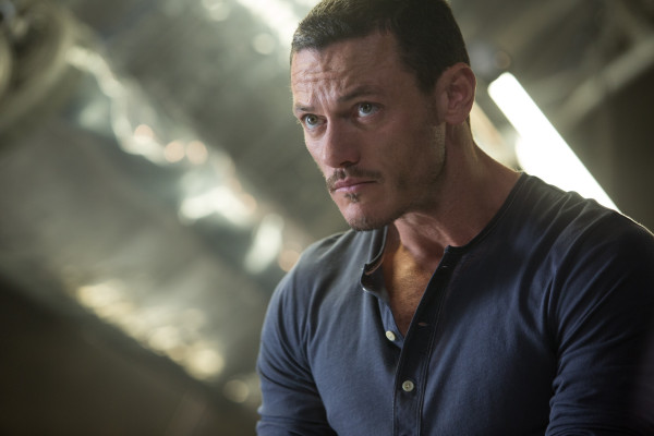 Luke Evans pic #696142
