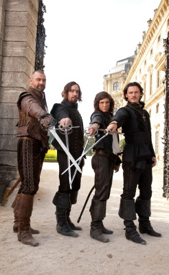 Luke Evans pic #694662