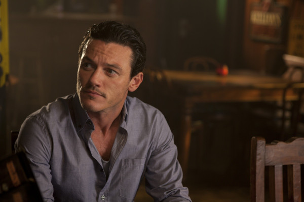 Luke Evans pic #694649