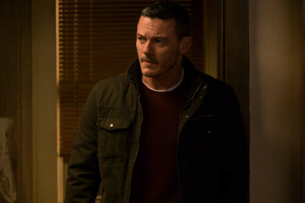 Luke Evans pic #896378
