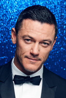Luke Evans pic #896372