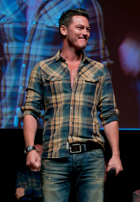 Luke Evans pic #771485