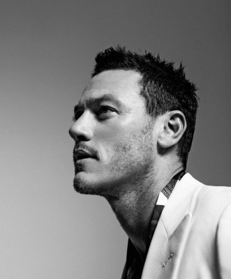 Luke Evans pic #909240