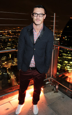 Luke Evans pic #702234