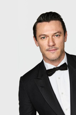 Luke Evans pic #931783