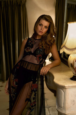 Luna Bijl pic #1309177