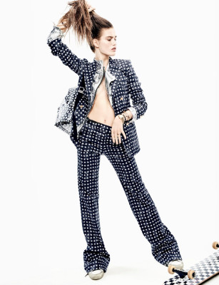 Luna Bijl pic #1101835