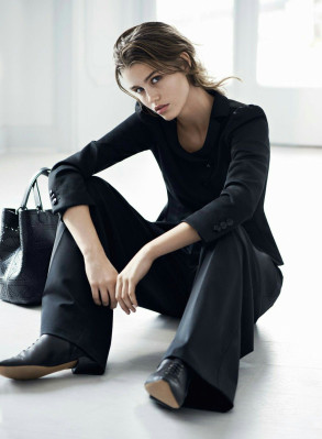 Luna Bijl pic #1097367