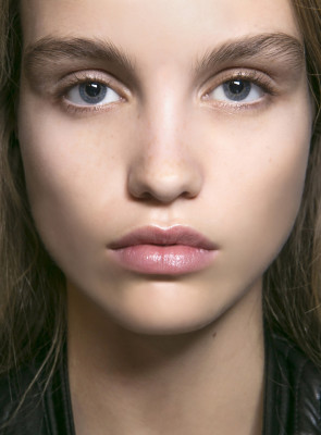 Luna Bijl pic #1101587