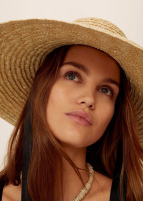Luna Bijl pic #1210673