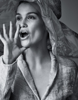 Luna Bijl pic #1137454