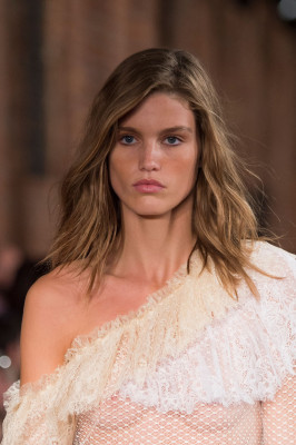 Luna Bijl pic #999015
