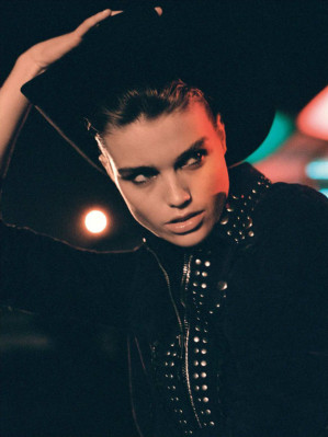 Luna Bijl pic #1099463