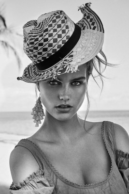 Luna Bijl pic #1109747