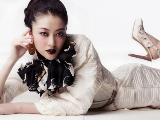 photo 25 in Lynn Hung gallery [id627487] 2013-08-25 00:00:00
