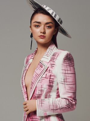 Maisie Williams pic #1159534