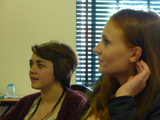 Maisie Williams pic #711089