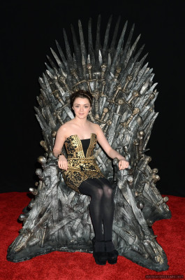 Maisie Williams pic #710735