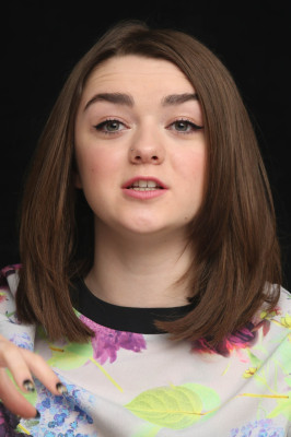 Maisie Williams pic #709672