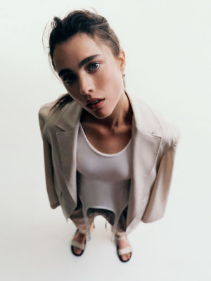 photo 4 in Margaret Qualley gallery [id1370485] 2025-04-25 00:00:00