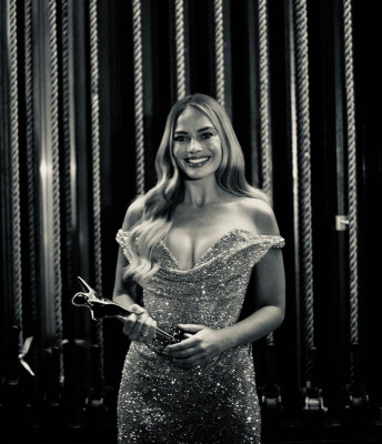 Margot Robbie pic #1346717