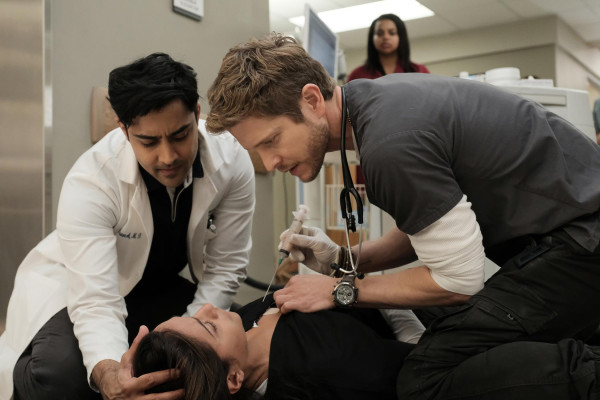 Matt Czuchry pic #1219305
