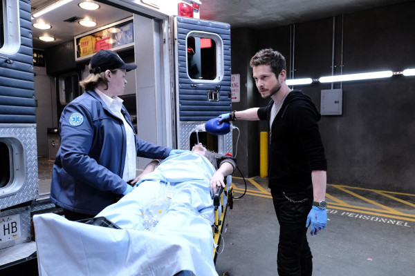 Matt Czuchry pic #1209333