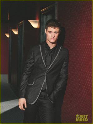 photo 8 in Max Irons gallery [id684052] 2014-03-29 00:00:00