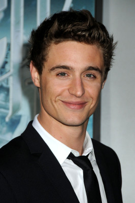 Max Irons pic #673366