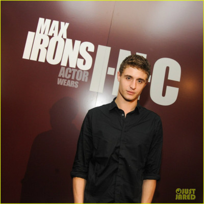 Max Irons pic #684073