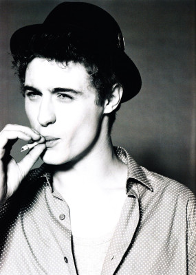 Max Irons pic #673370