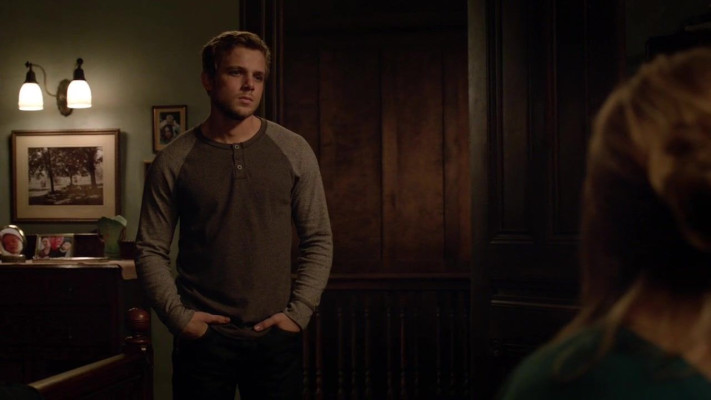 photo 12 in Max Thieriot gallery [id1238364] 2020-10-30 00:00:00