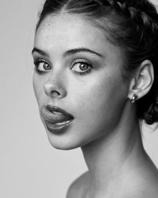 photo 3 in Meika Woollard gallery [id1372743] 2025-06-08 00:00:00