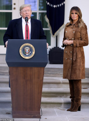 photo 25 in Melania Trump gallery [id1195934] 2019-12-24 00:00:00