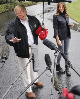 Melania Trump pic #1092410