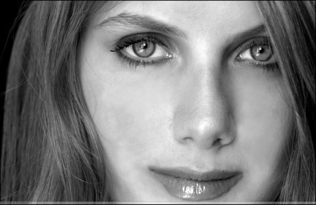 photo 15 in Melanie Laurent gallery [id210004] 2009-12-04 00:00:00