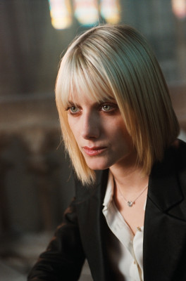 photo 13 in Melanie Laurent gallery [id428355] 2011-12-09 00:00:00