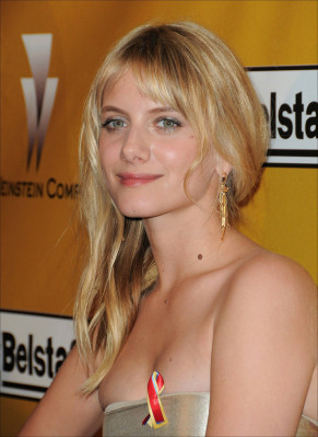 photo 6 in Melanie Laurent gallery [id240681] 2010-03-09 00:00:00