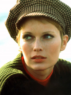 photo 3 in Mia Farrow gallery [id76644] -0001-11-30 00:00:00