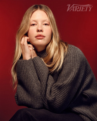 photo 8 in Mia Goth gallery [id1328219] 2023-06-08 00:00:00
