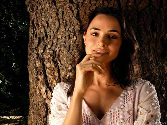 Mia Maestro pic #607078