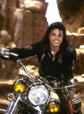 photo 4 in Michael Jackson gallery [id172314] 2009-07-17 00:00:00